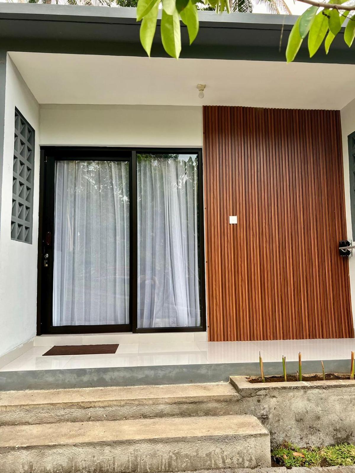 Makarma Resort Lombok Senggigi Exterior photo