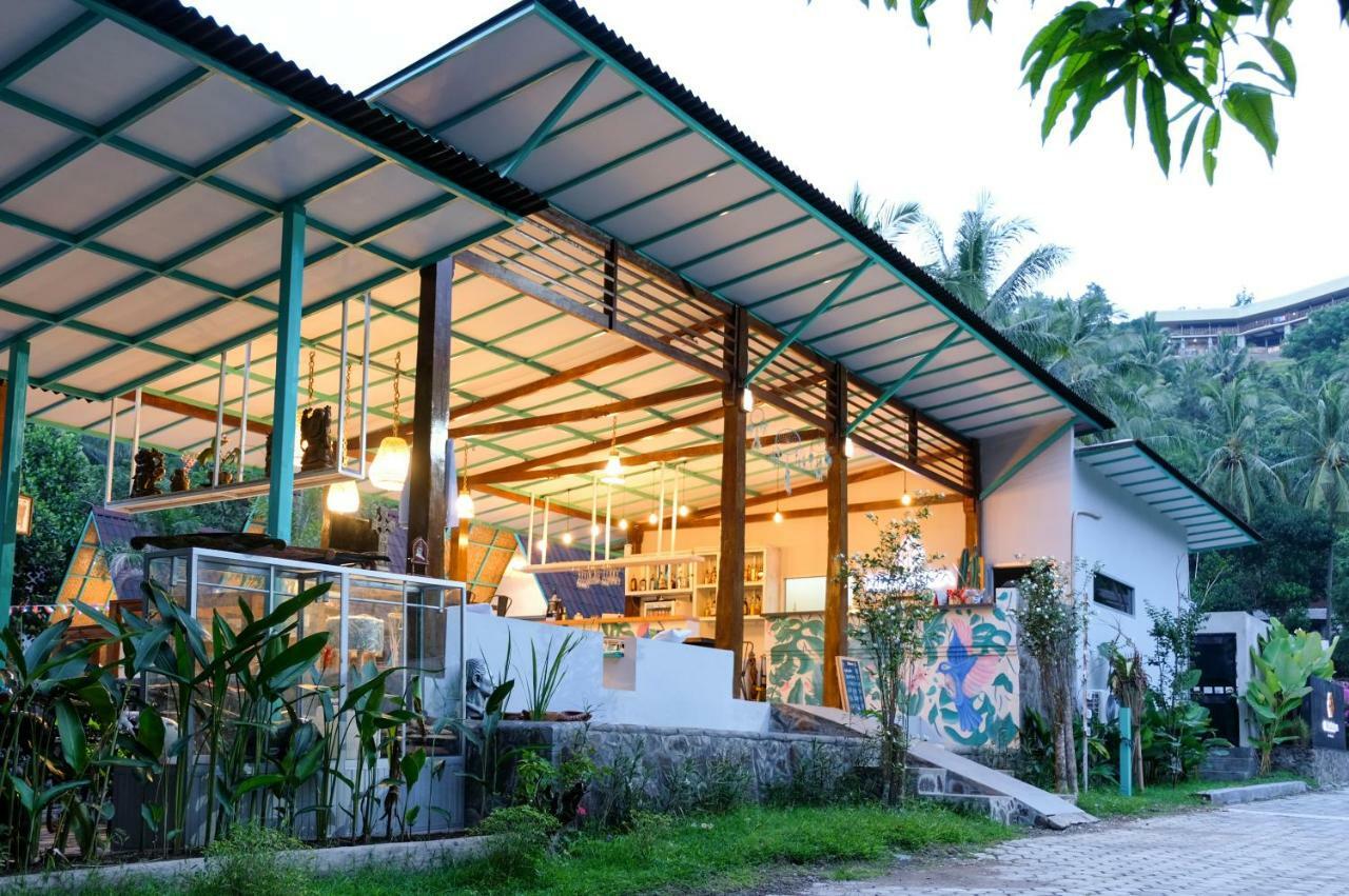 Makarma Resort Lombok Senggigi Exterior photo