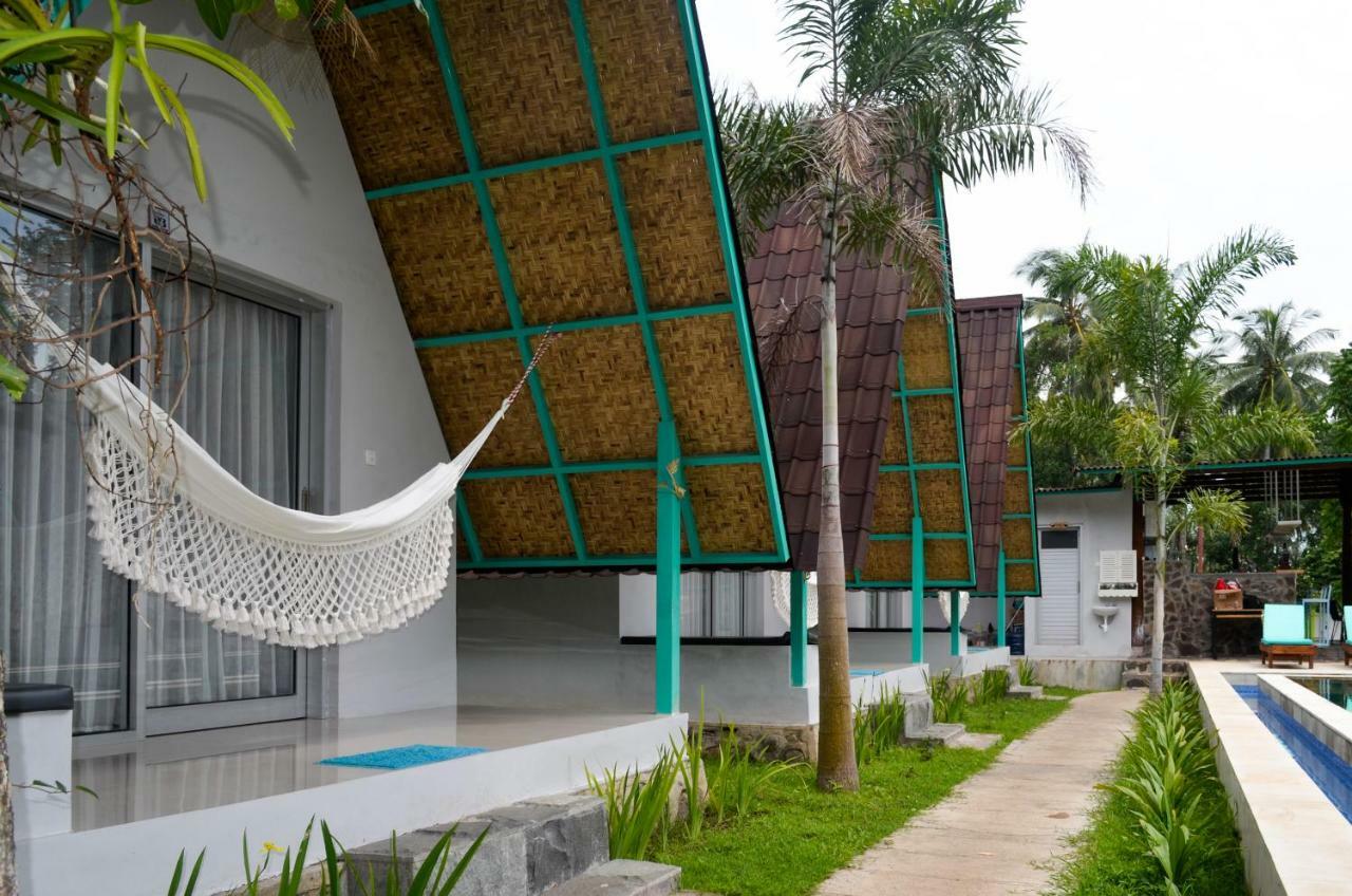 Makarma Resort Lombok Senggigi Exterior photo