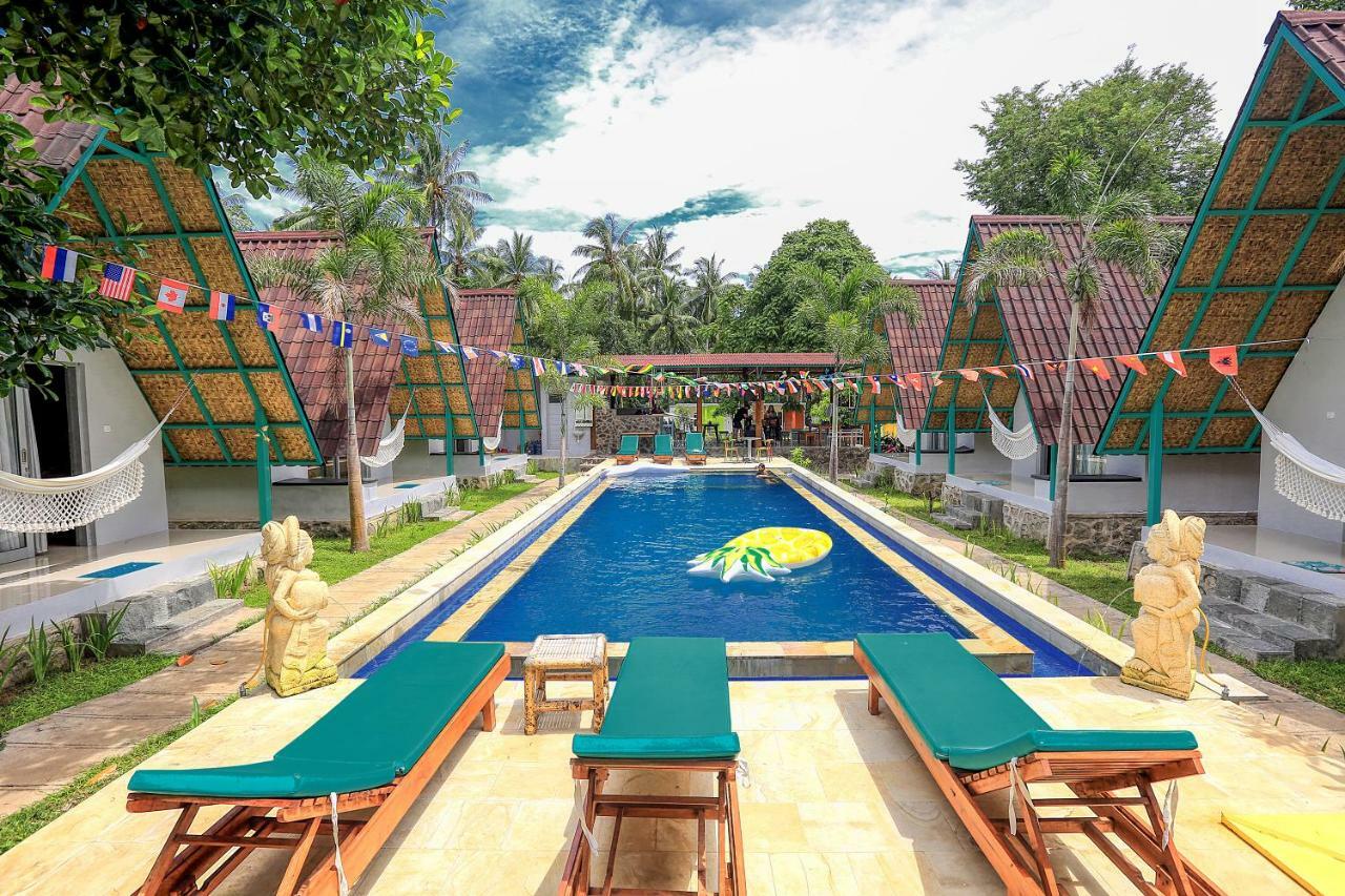 Makarma Resort Lombok Senggigi Exterior photo