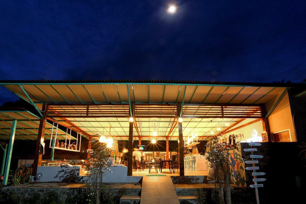 Makarma Resort Lombok Senggigi Exterior photo